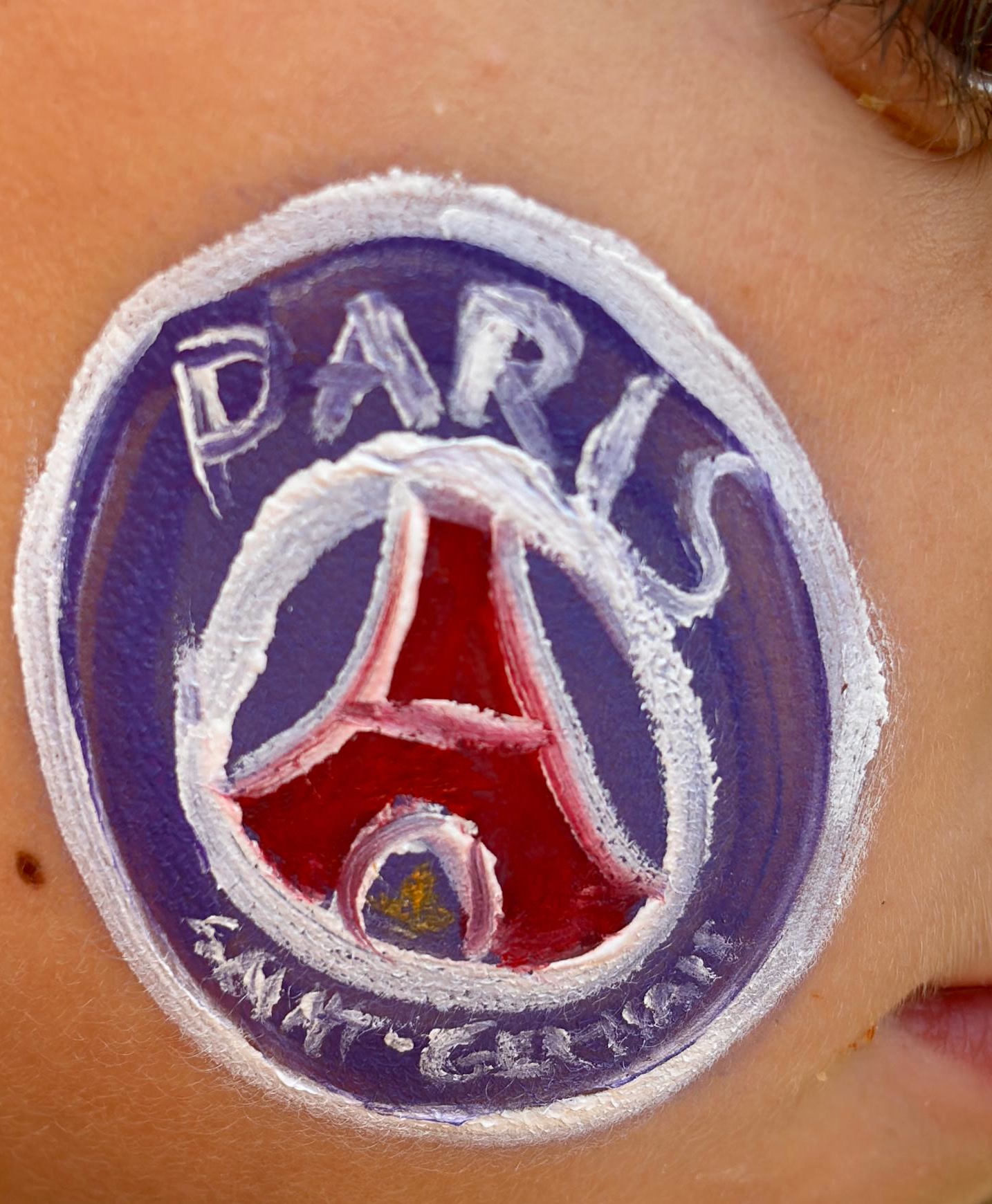 Pintura facial emblema Paris Saint-Germain